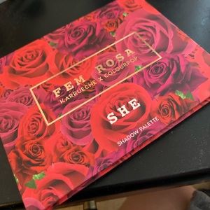 Colourpop eye shadow palette